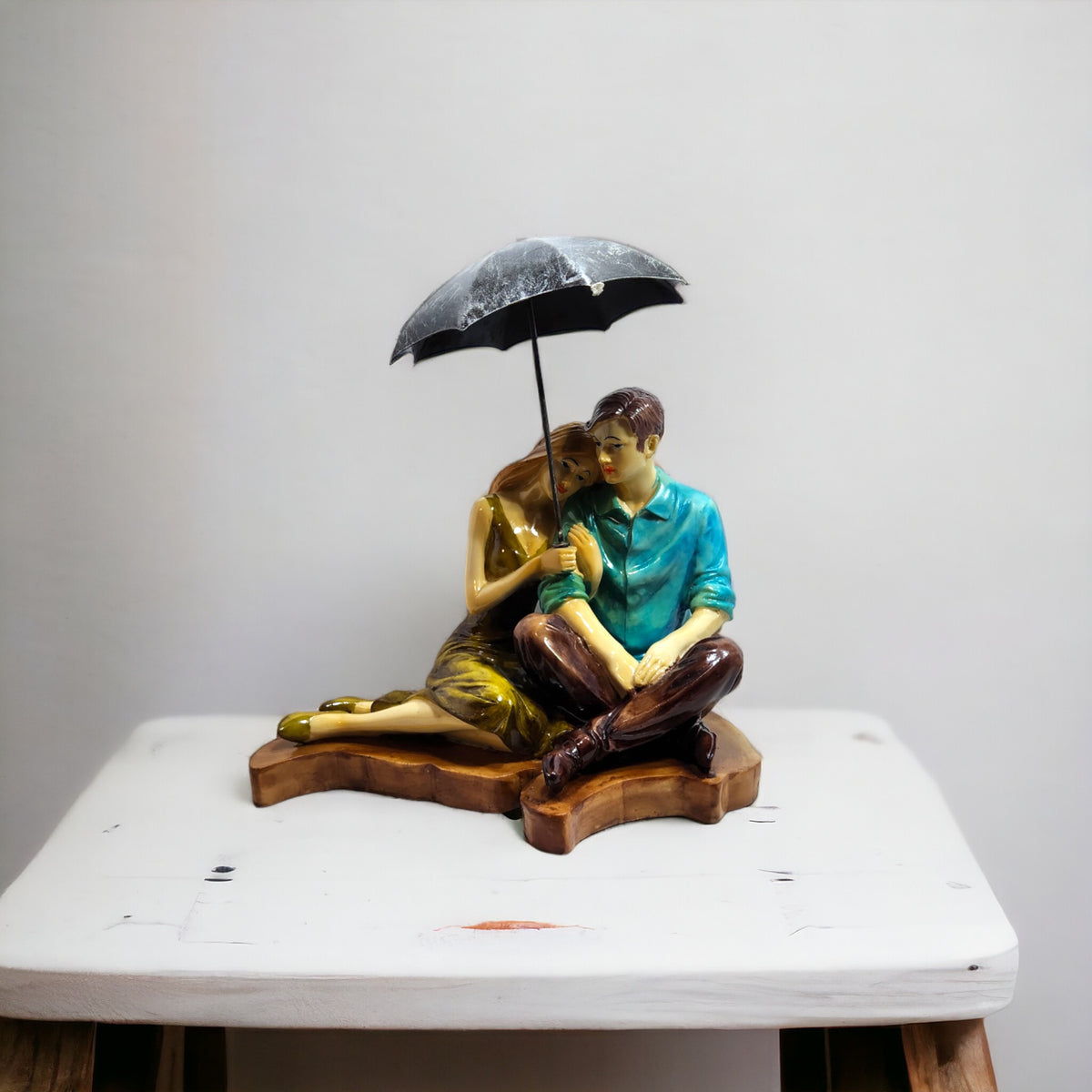 Couple Holding Umbrella  Showpiece Idol for Gifting and Decor